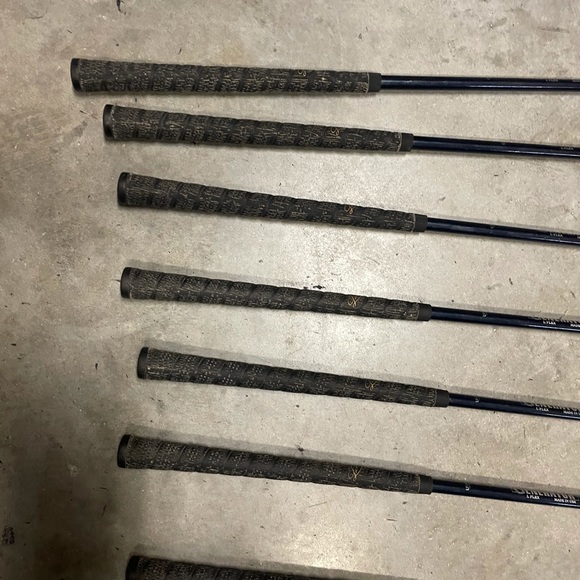 Woman’s Golf set Argus TI-2000 , 8 pc iron set - Picture 10 of 10